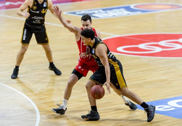 憾止步次轮 憾止步次轮