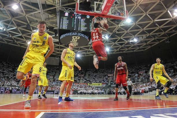 利而拼搏的 利而拼搏的