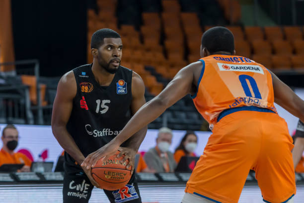 争取宝贵的 争取宝贵的